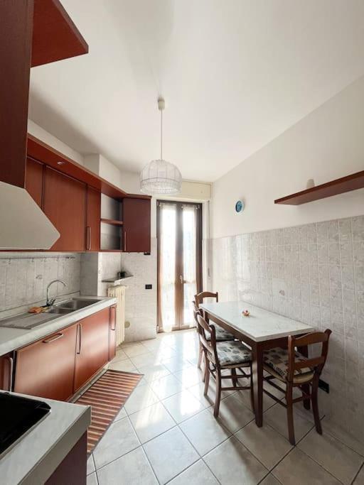 Apartment Airport+train Station+center Cozy City Loft *