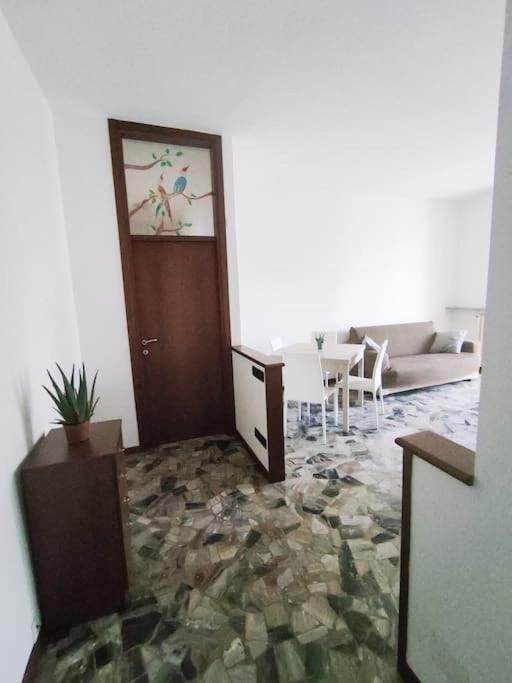 Apartment Airport+train Station+center Cozy City Loft *
